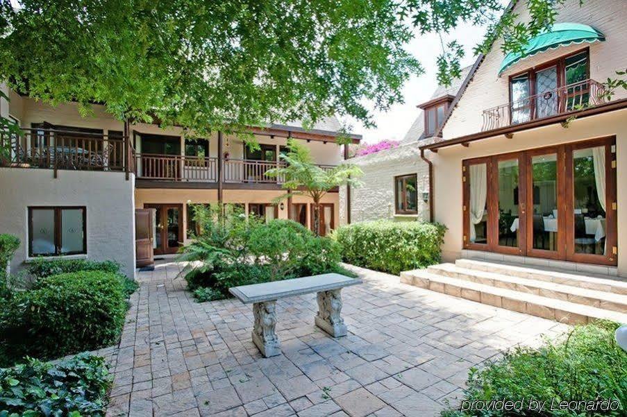 No66 Sandton Lodge Johannesburg Exterior photo